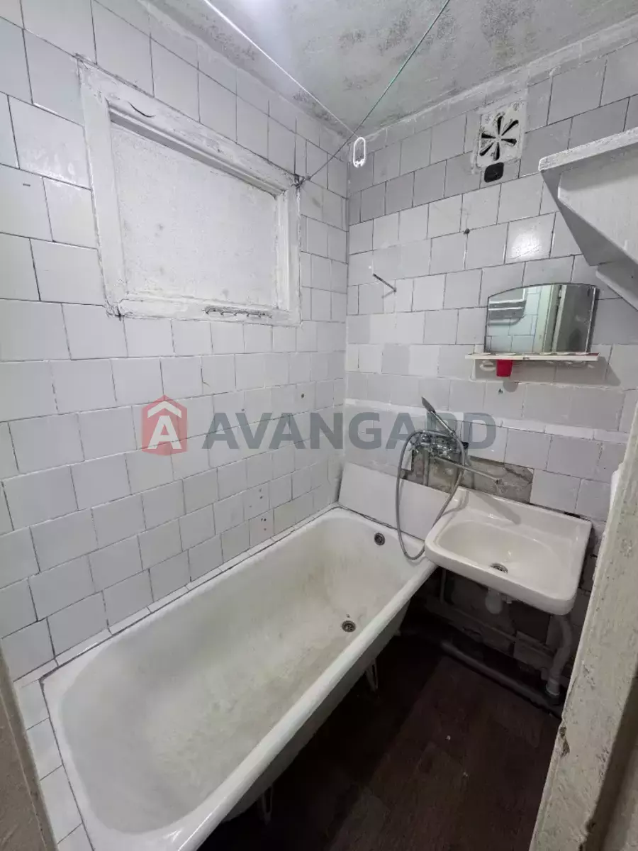 3 ��. ��������, 56/41/5 ��. �., 4/5 ������ ���� 23