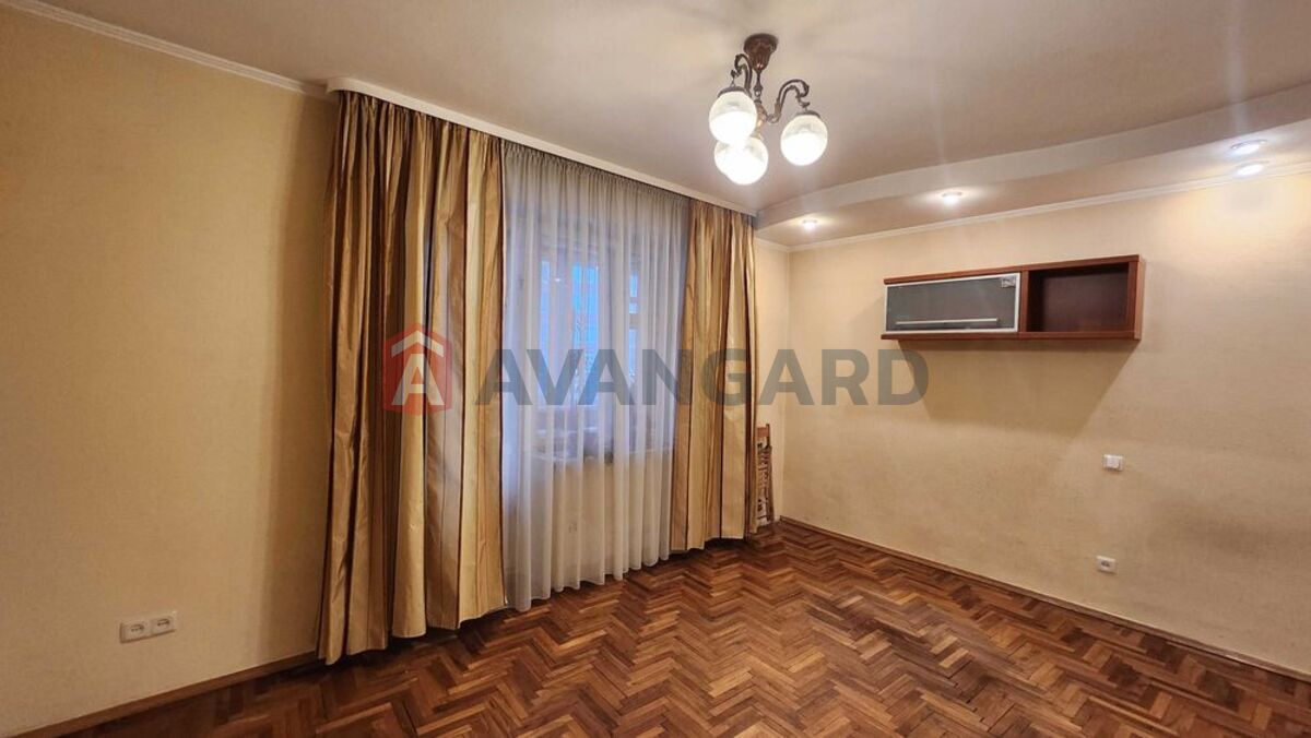 2 ��. ��������, 64/-/9 ��. �., 4/10 ������ ���� 5