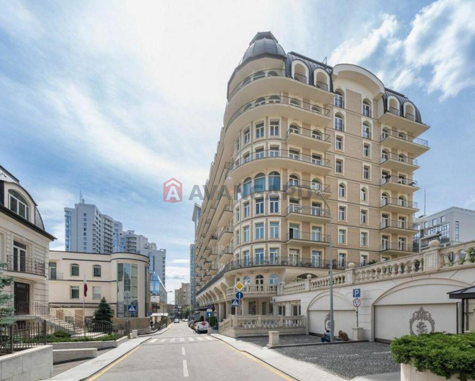 4 ��. ��������, 170/-/30 ��. �., 2/9 ������ ���� 23