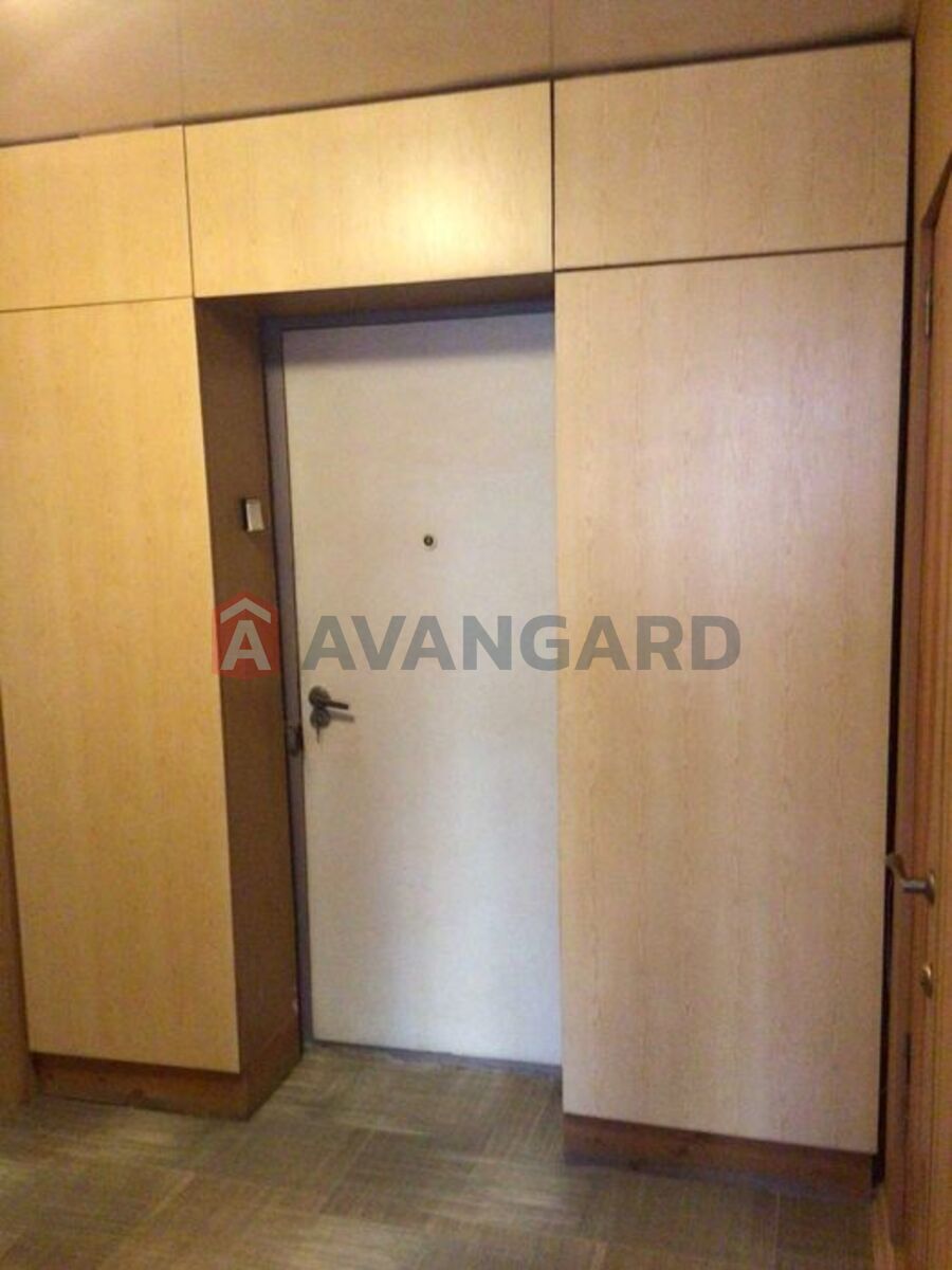 3 . , 67/-/8 . ., 4/9   2