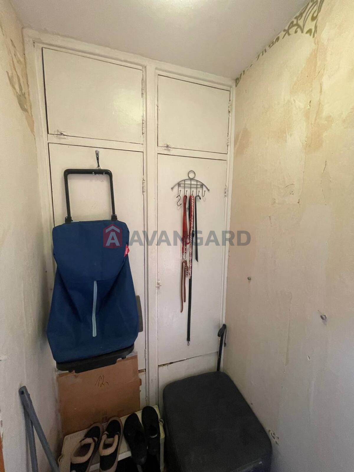 1 ��. ��������, 30,7/19,1/5,8 ��. �., 1/9 ������ ���� 6