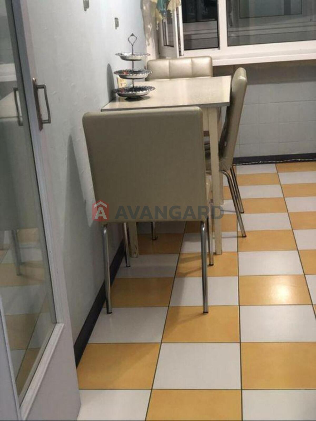 1 ��. ��������, 43/-/12 ��. �., 6/16 ������ ���� 5