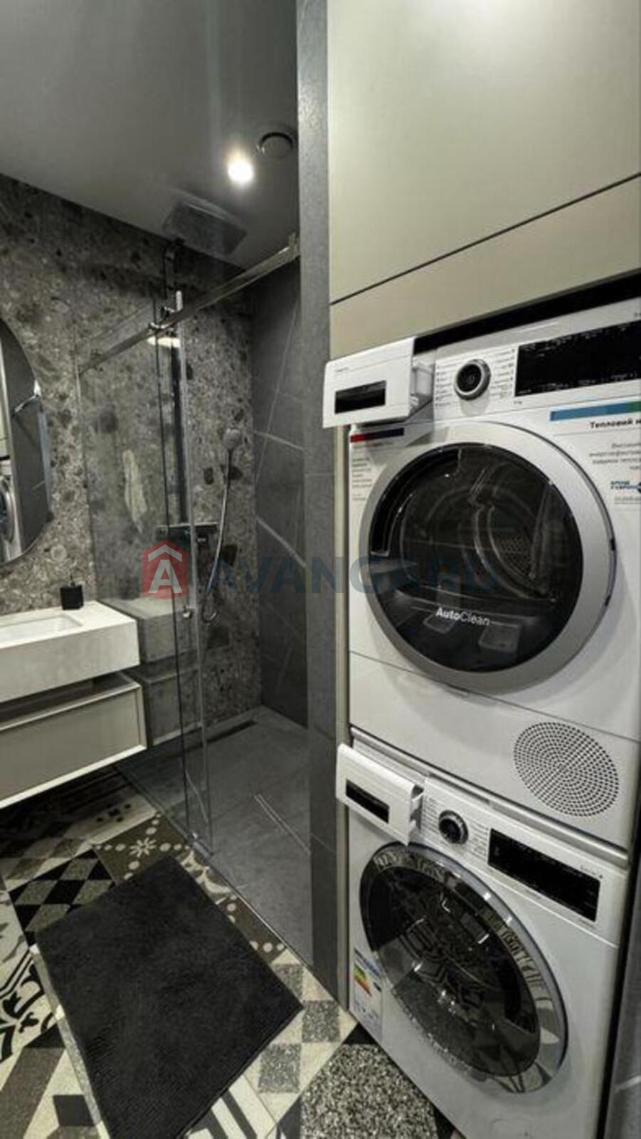 2 ��. ��������, 76/-/23 ��. �., 17/24 ������ ���� 8