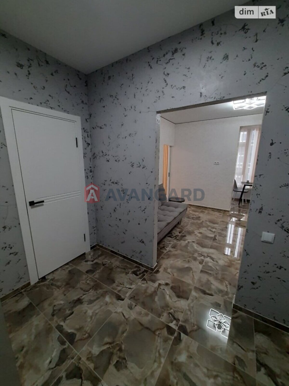 2 ��. ��������, 58/27/15 ��. �., 9/10 ������ ���� 10