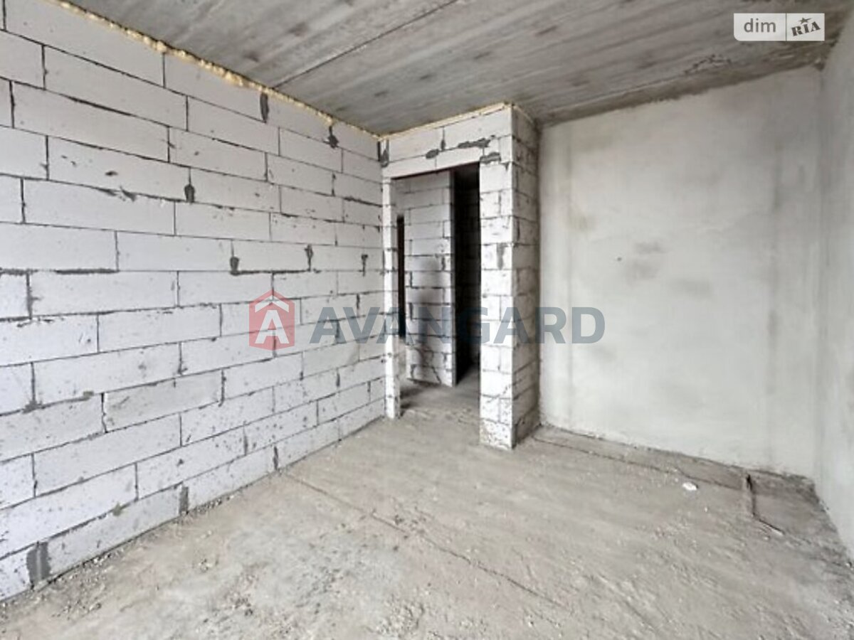 2 ��. ��������, 57/-/- ��. �., 4/10 ������ ���� 15