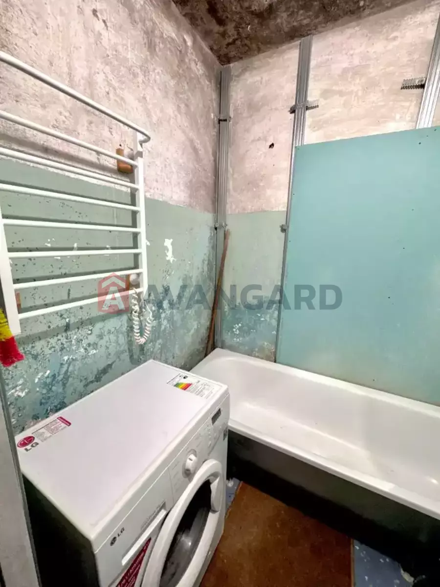 3 ��. ��������, 71/43/8 ��. �., 9/9 ������ ���� 30