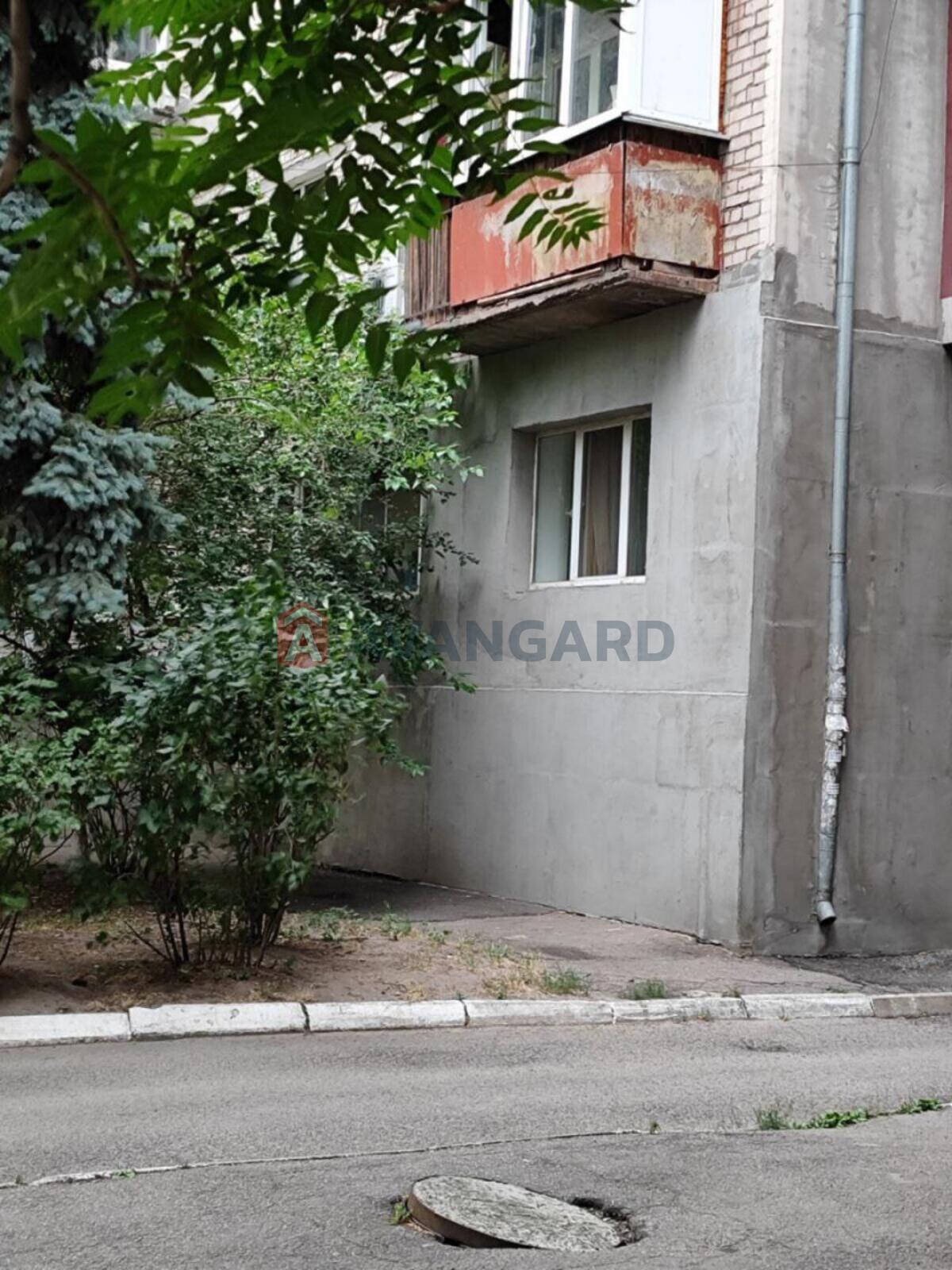 1 ��. ��������, 33/18/7 ��. �., 1/9 ������ ���� 12