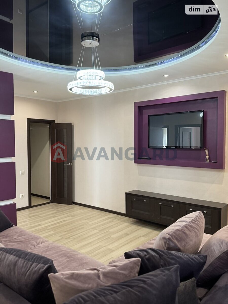 2 ��. ��������, 87/-/12 ��. �., 13/13 ������ ���� 2