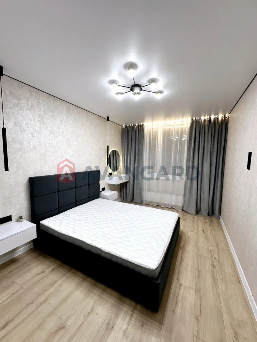 1 ��. ��������, 47/-/23 ��. �., 25/25 ������ ���� 9