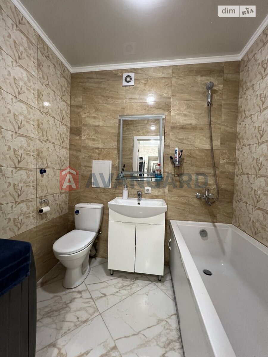 2 ��. ��������, 85/35/20 ��. �., 4/6 ������ ���� 9