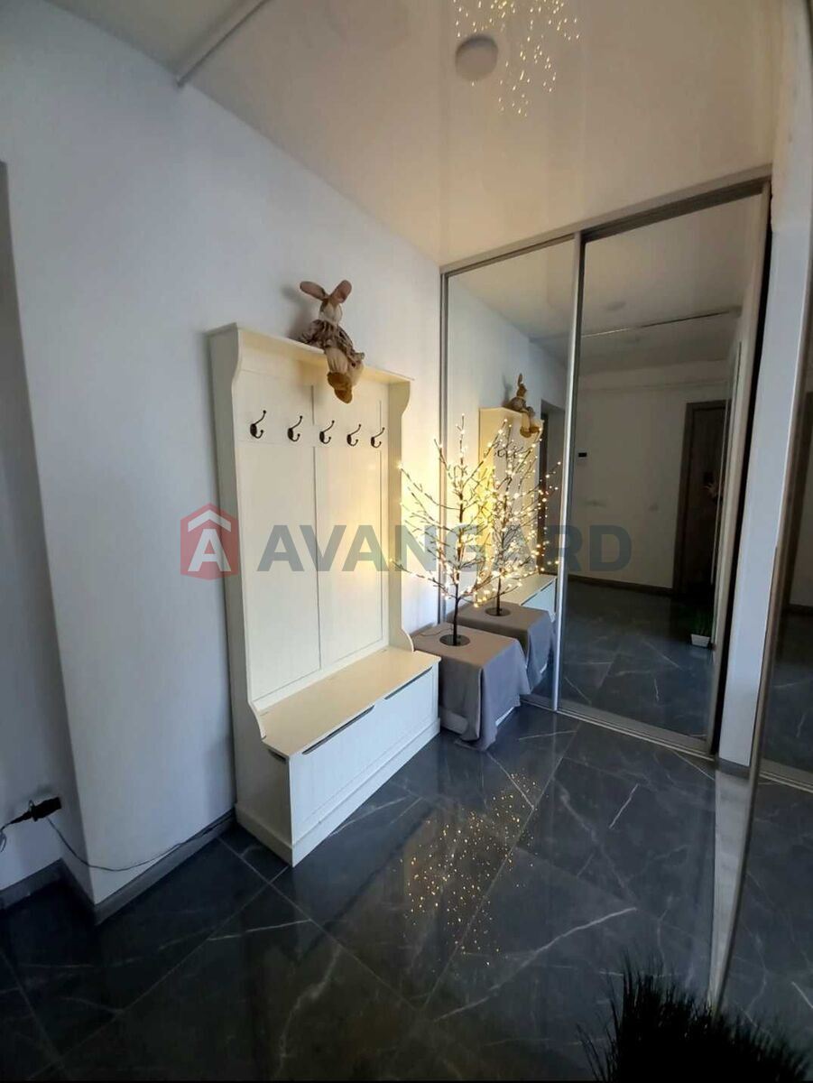 1 ��. ��������, 40/30/10 ��. �., 2/5 ������ ���� 14