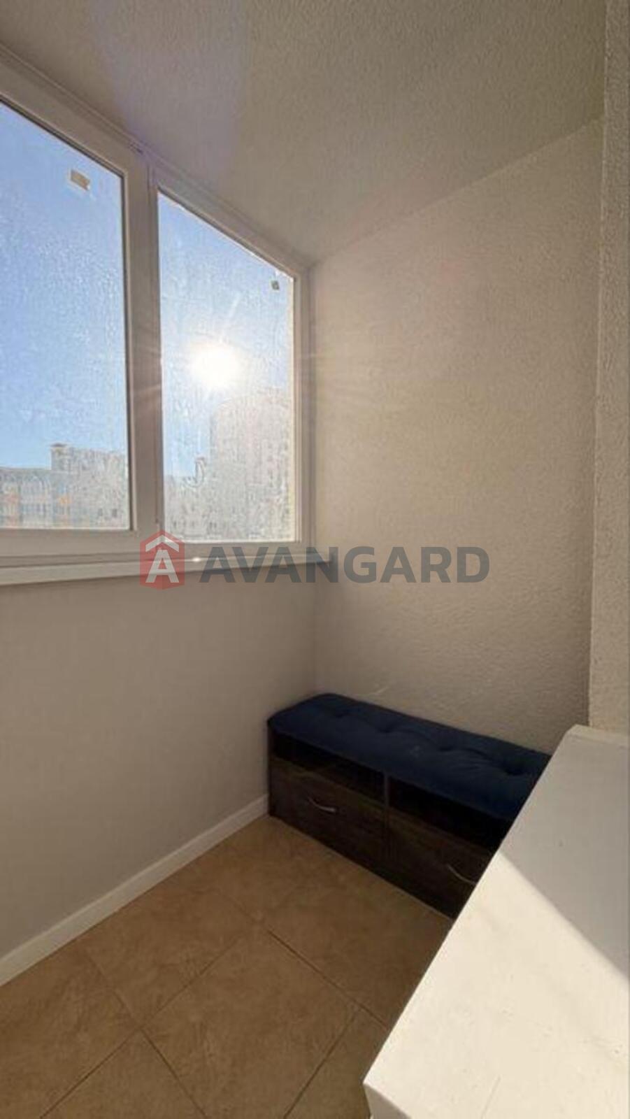 1 ��. ��������, 37/-/12 ��. �., 9/16 ������ ���� 15