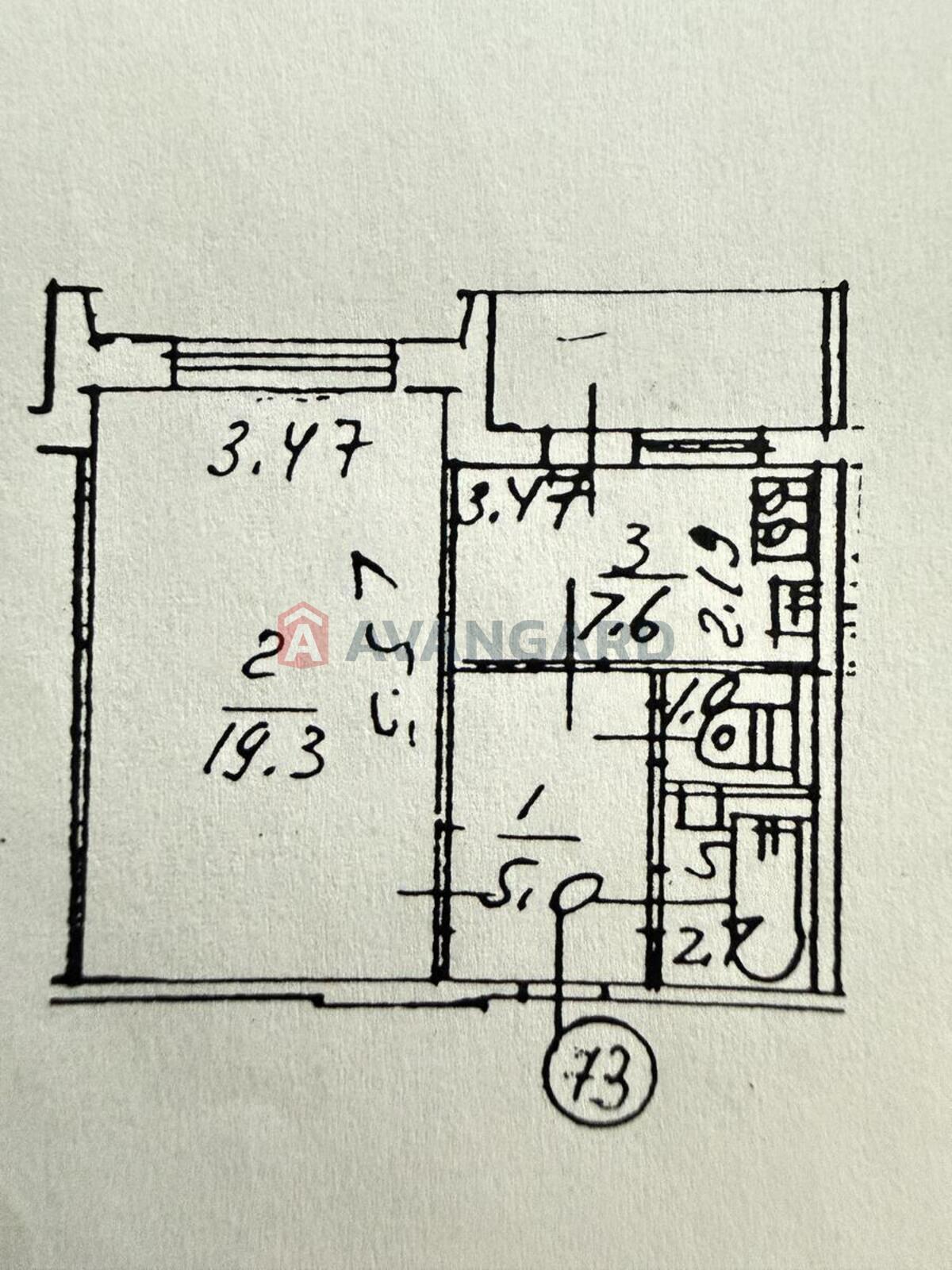 1 ��. ��������, 40/19/7 ��. �., 6/9 ������ ���� 13