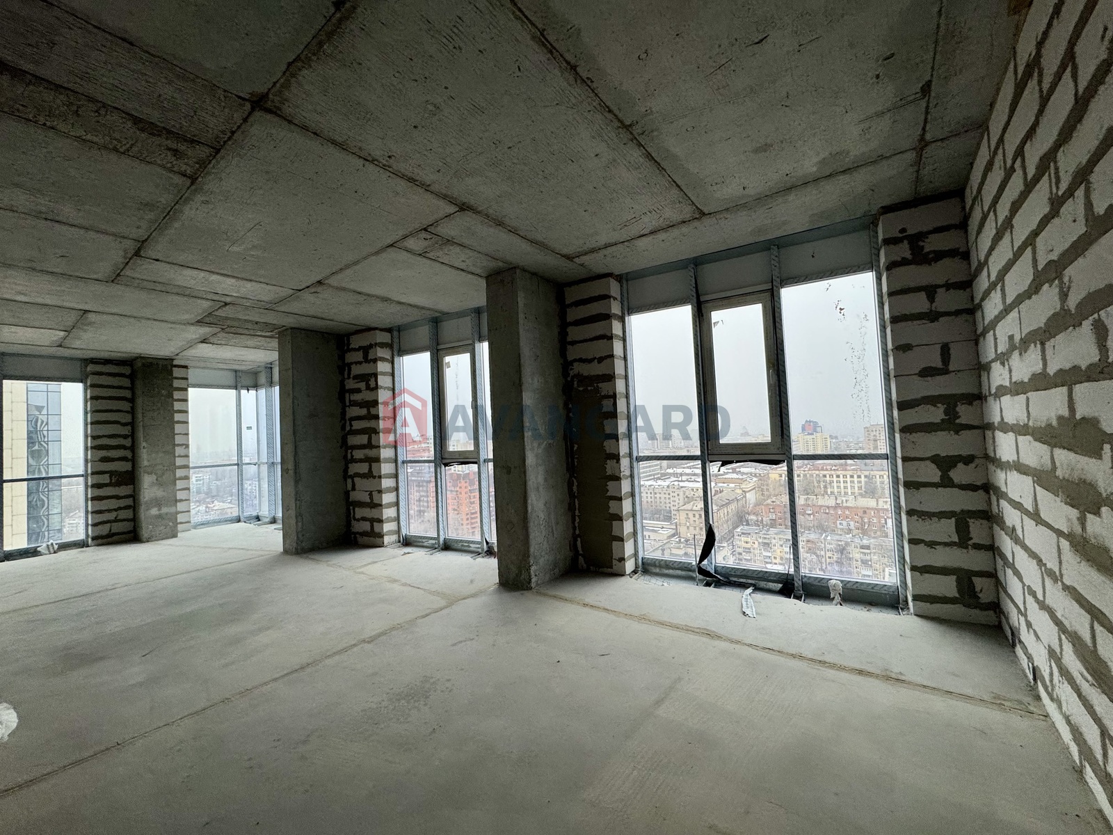 3 ��. ��������, 120,6/-/32 ��. �., 23/25 ������ ���� 8