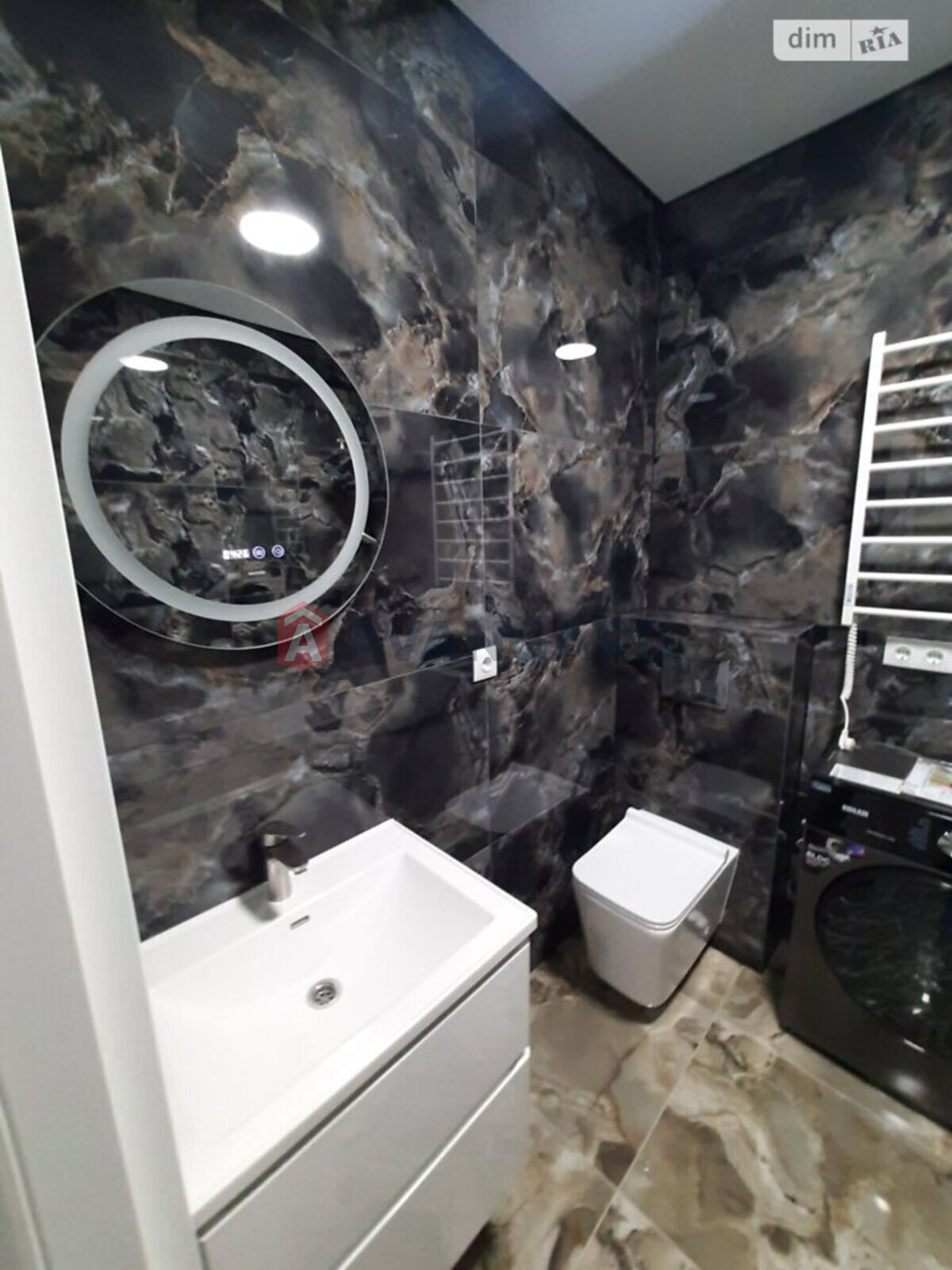 2 ��. ��������, 58/27/15 ��. �., 9/10 ������ ���� 8