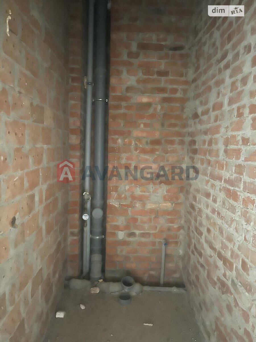 2 ��. ��������, 69/45/12 ��. �., 2/9 ������ ���� 5