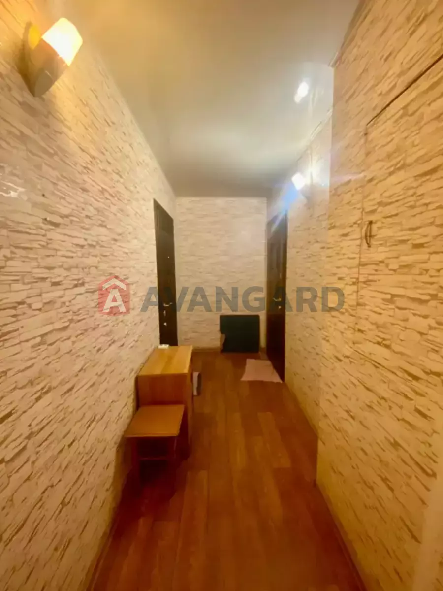 3 ����. ��������, 65/-/8 ��. �., 3/9 ���� ���� 15