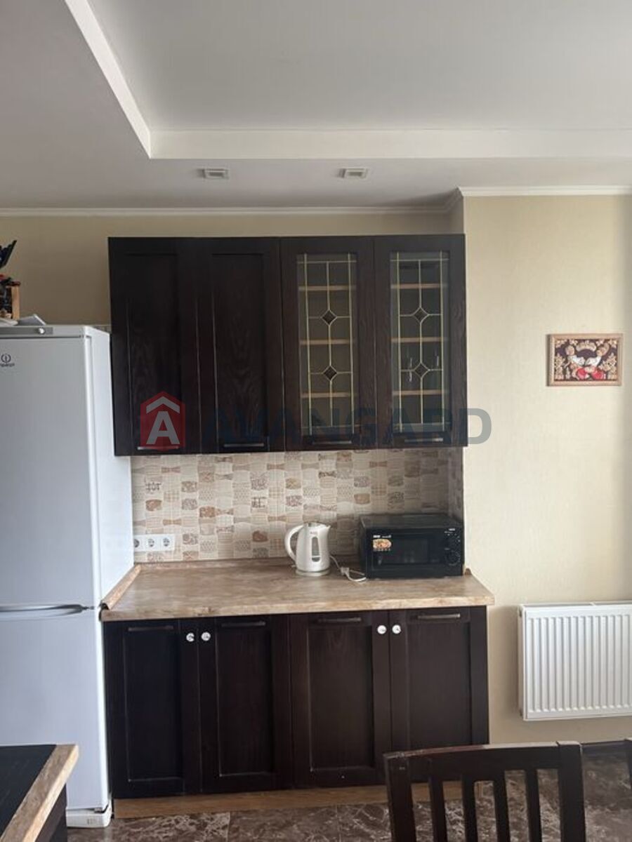 1 . , 41/-/10 . ., 12/23   5