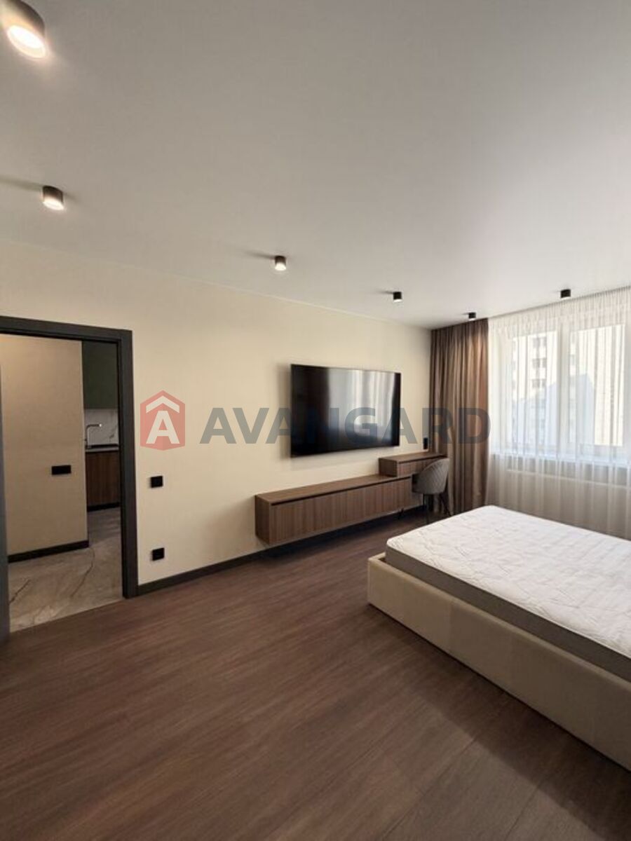 1 ����. ��������, 45/18/16 ��. �., 9/10 ���� ���� 7