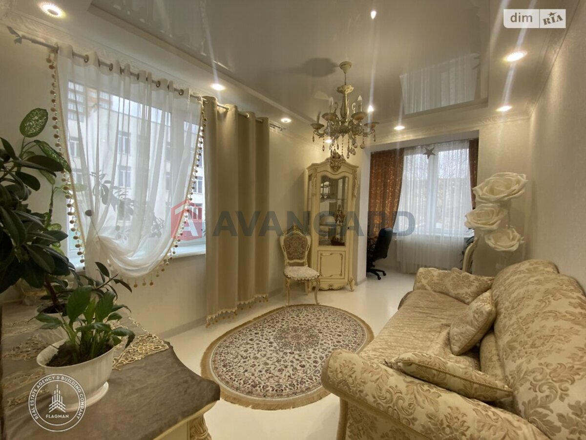 2 ��. ��������, 59/30/20 ��. �., 1/6 ������ ���� 3