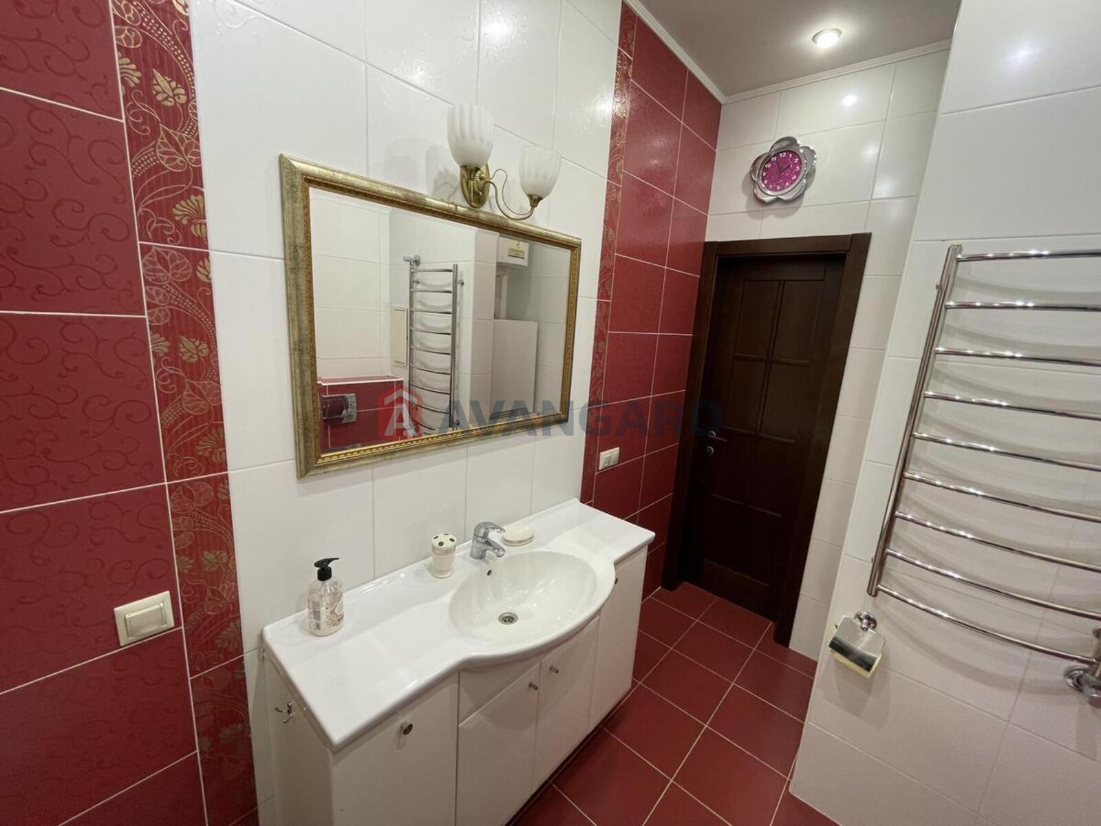 2 ��. ��������, 86/-/21 ��. �., 4/13 ������ ���� 9