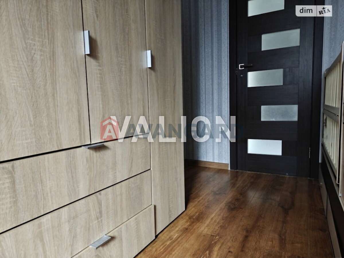 1 ��. ��������, 40/29/12 ��. �., 1/2 ������ ���� 11