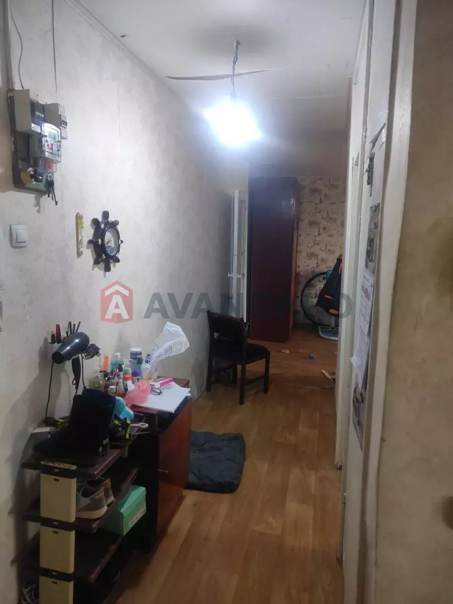 5 ����. ��������, 61/-/10 ��. �., 8/9 ���� ���� 4