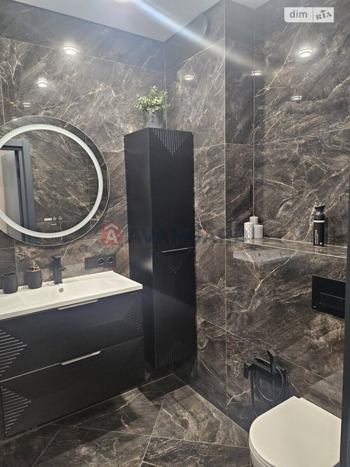 1 ��. ��������, 48/14/24 ��. �., 2/16 ������ ���� 11