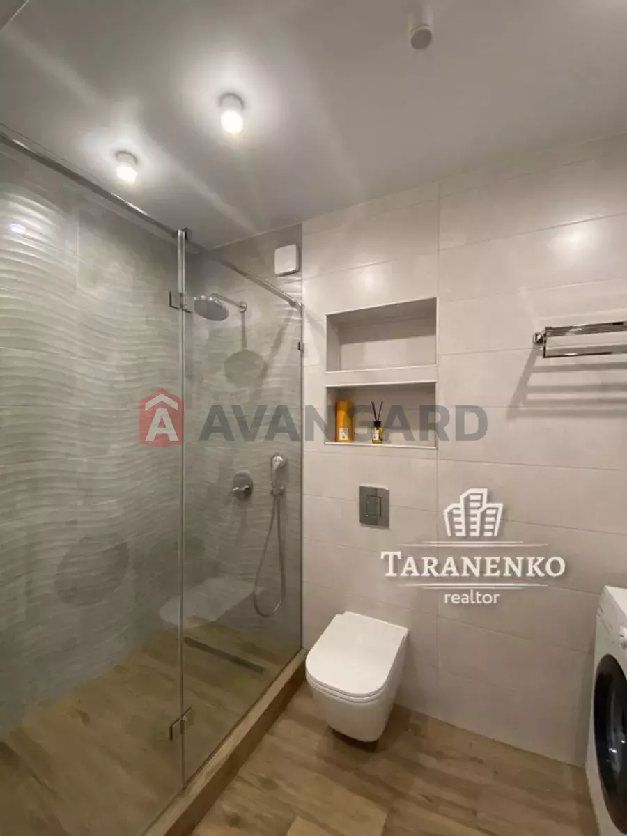 2 ��. ��������, 65/-/25 ��. �., 8/10 ������ ���� 5