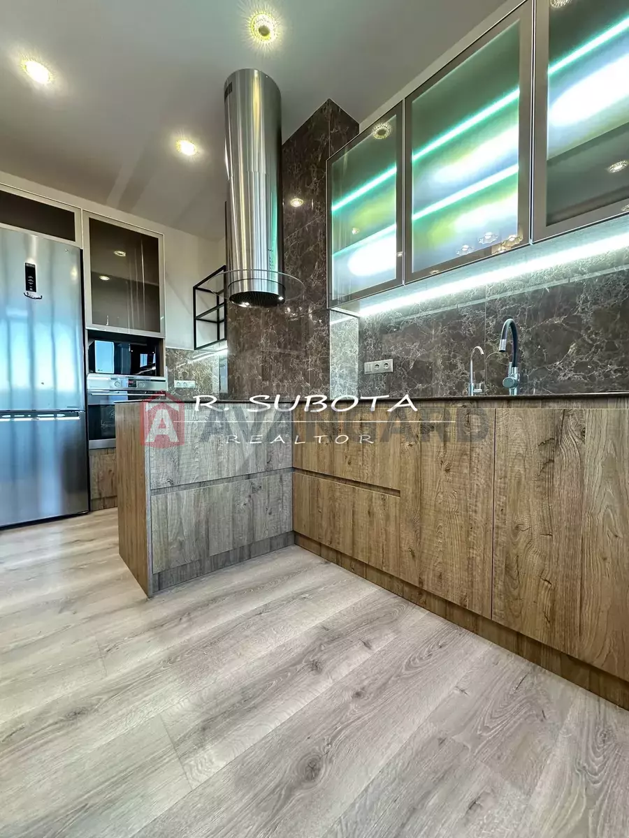 4 . , 83/-/- . ., 19/21   3