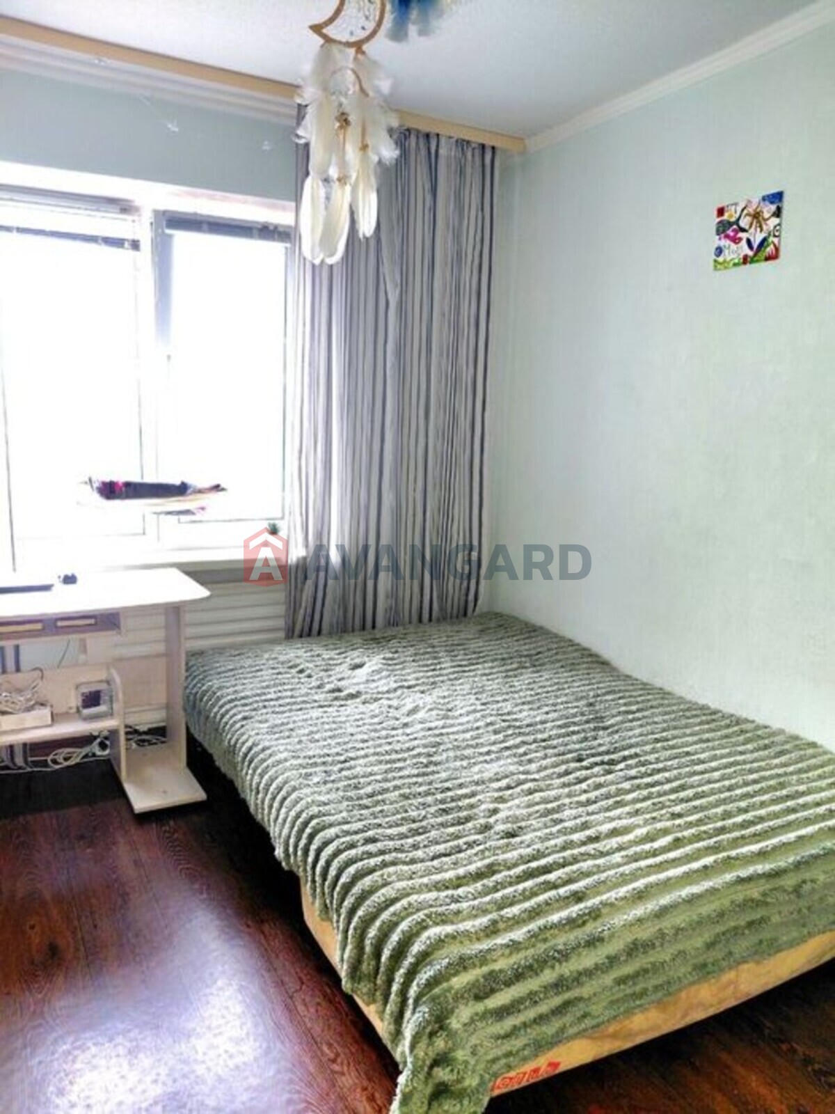 2 ��. ��������, 52/-/8 ��. �., 7/9 ������ ���� 4