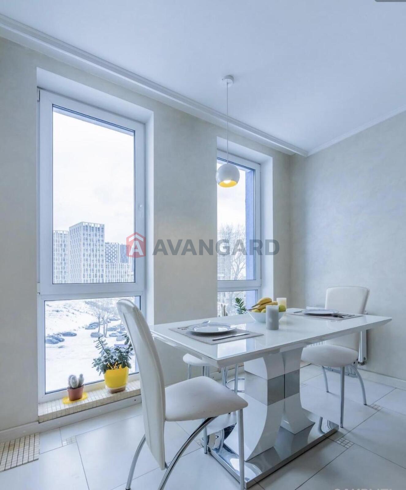 4 ����. ��������, 95/65/20 ��. �., 5/6 ���� ���� 9