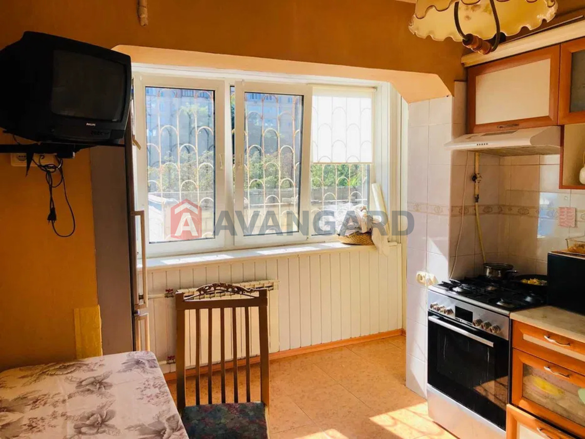 1 ��. ��������, 72/-/9 ��. �., 2/9 ������ ���� 5