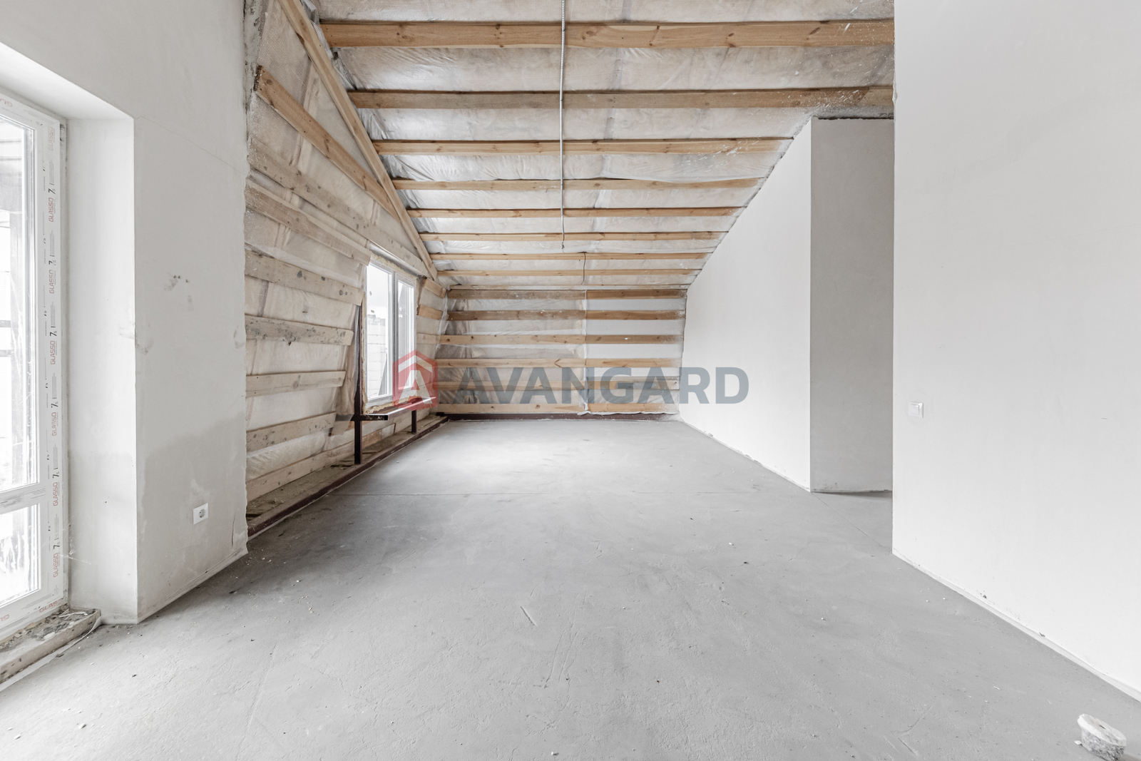 2 ��. ��������, 53.3/36/5.1 ��. �., 6/6 ������ ���� 21