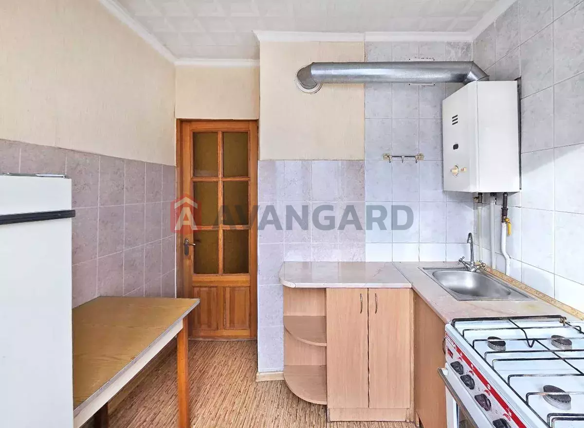 1 ��. ��������, 33/-/6 ��. �., 4/5 ������ ���� 3