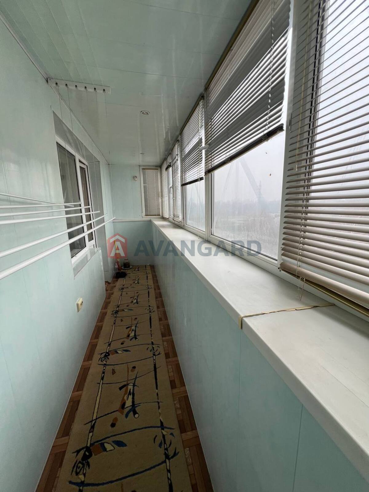 2 ��. ��������, 51/32/9 ��. �., 6/14 ������ ���� 11