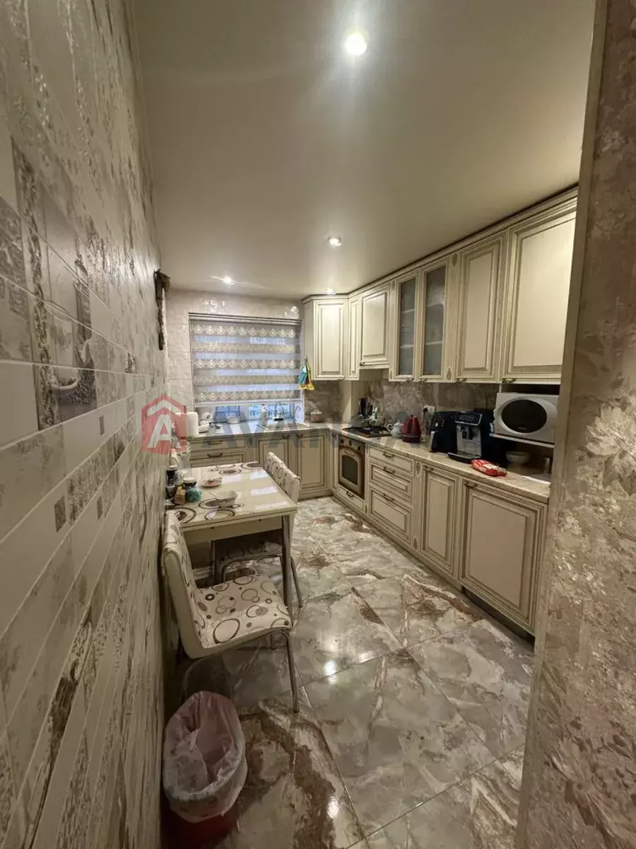 3 . , 70/-/10 . ., 5/9   1