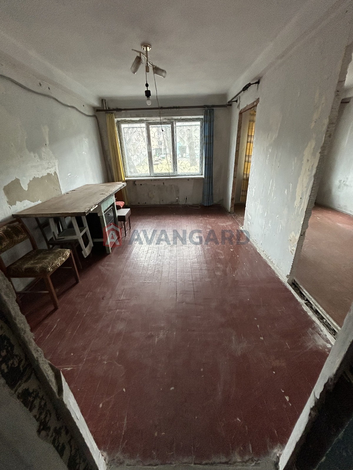 3 ����. ��������, 53,9/39,2/6,5 ��. �., 1/5 ���� ���� 1