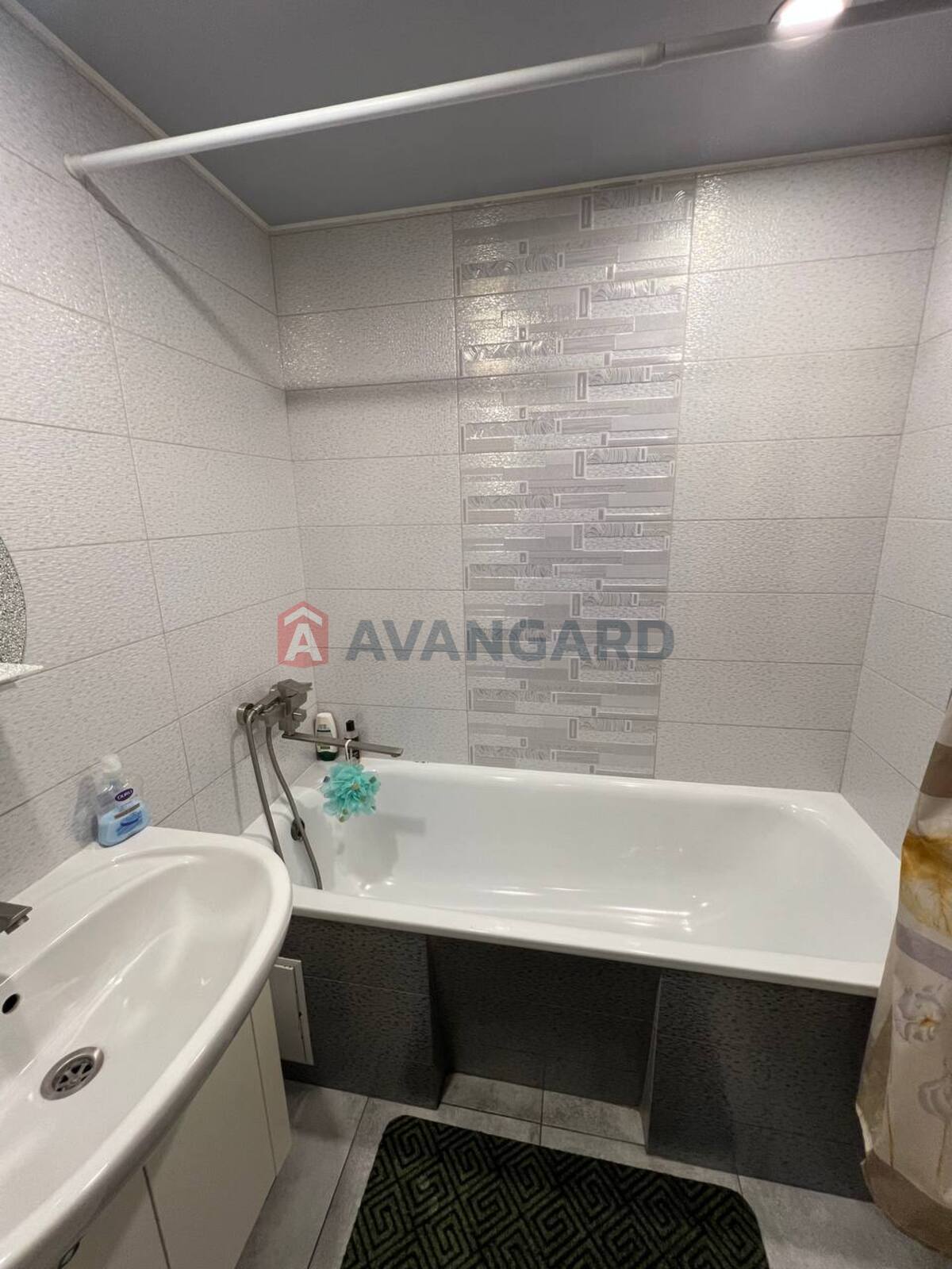 2 ����. ��������, 50/29/8 ��. �., 9/9 ���� ���� 4