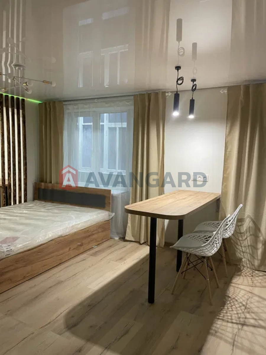 1 . , 28/-/5 . ., 5/5   20