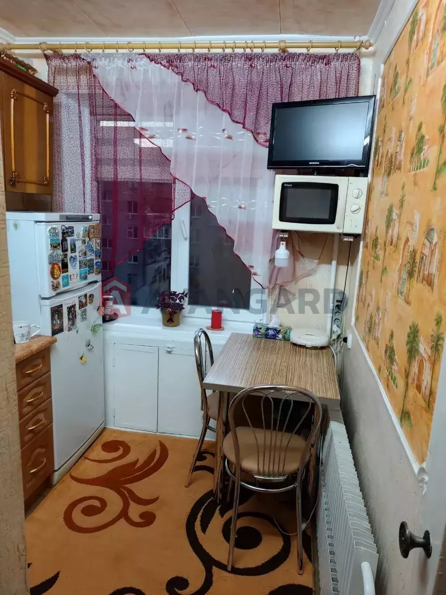 1 . , 22/-/5 . ., 8/9   13