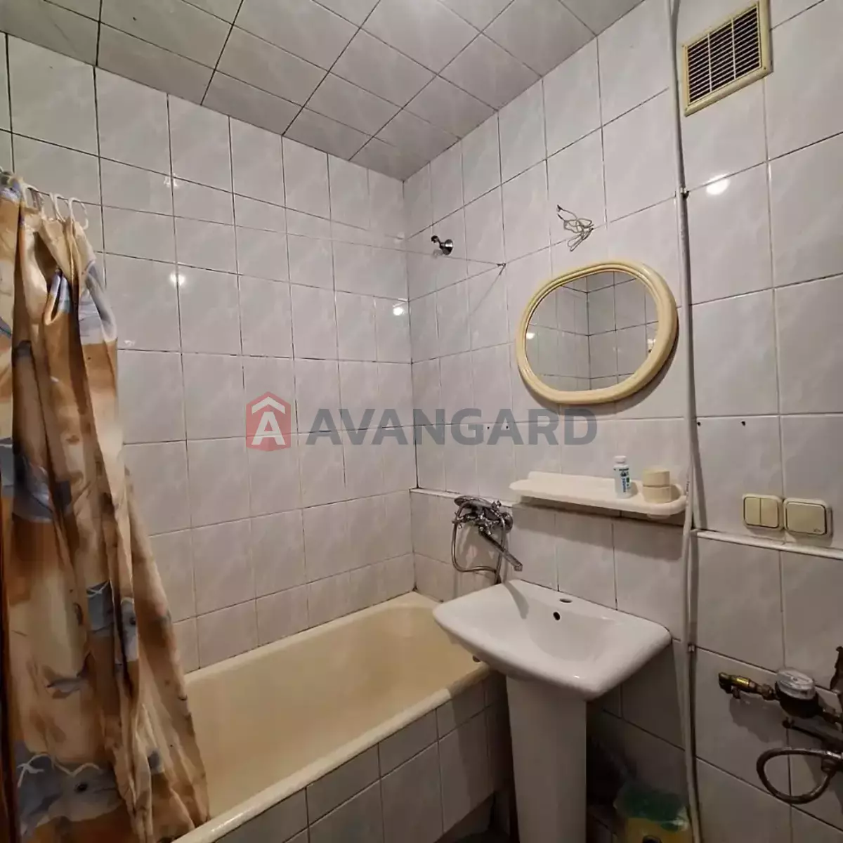 3 ��. ��������, 58/-/6 ��. �., 4/5 ������ ���� 6