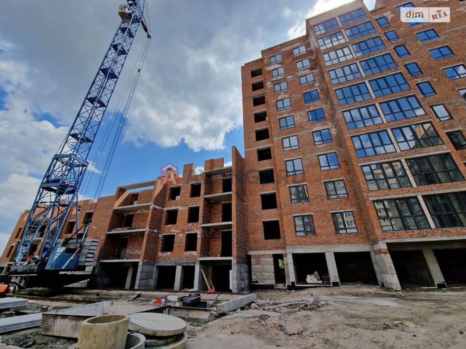 1 ��. ��������, 42/-/- ��. �., 9/10 ������ ���� 4