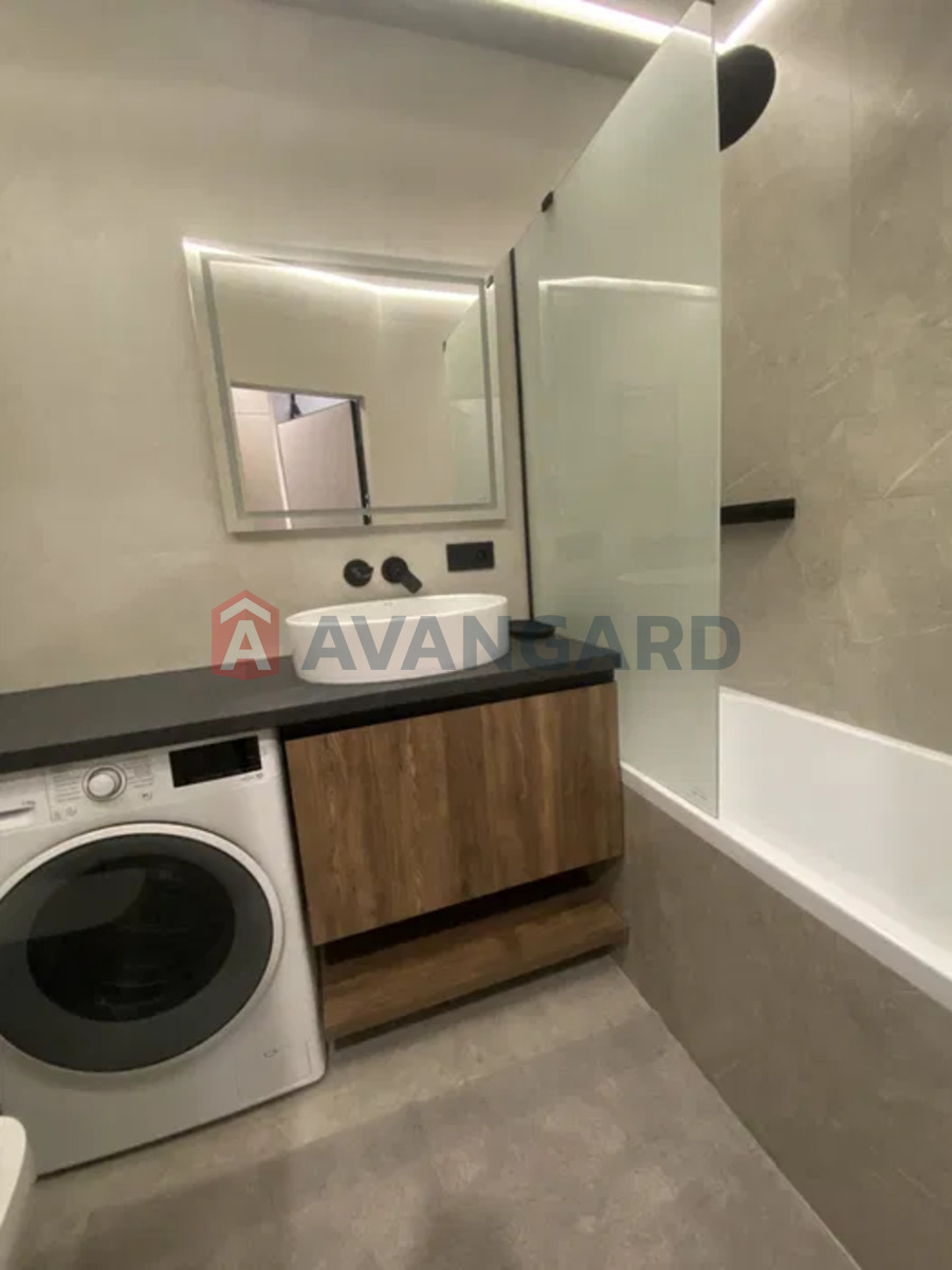 1 . , 41/-/20 . ., 10/21   21