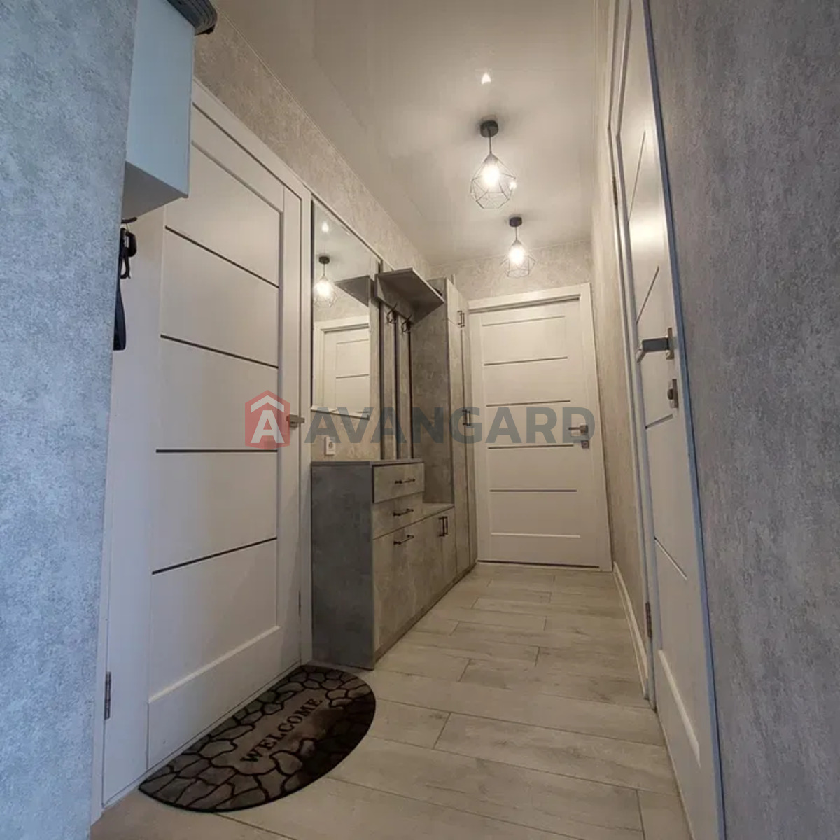 2 ��. ��������, 56/-/20 ��. �., 9/9 ������ ���� 9