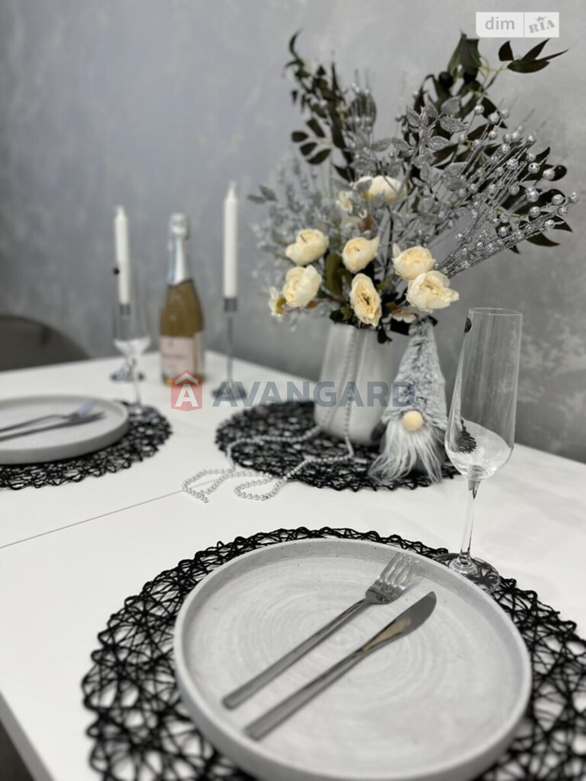 2 ��. ��������, 70/29/24 ��. �., 5/8 ������ ���� 2