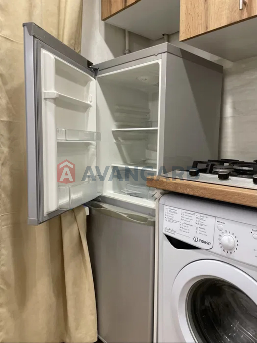 1 . , 28/-/5 . ., 5/5   16