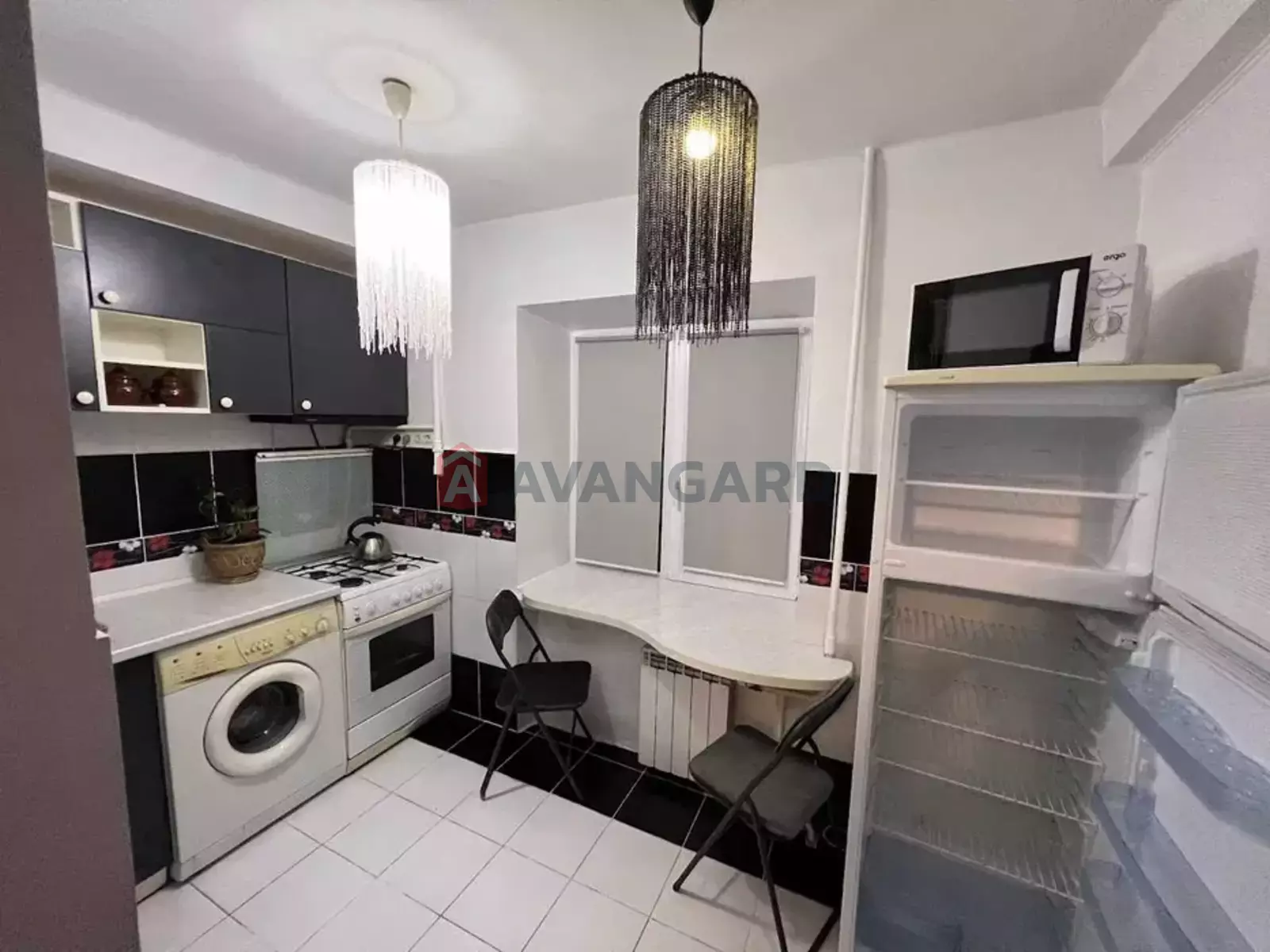 1 . , 33/-/7 . ., 2/9   7