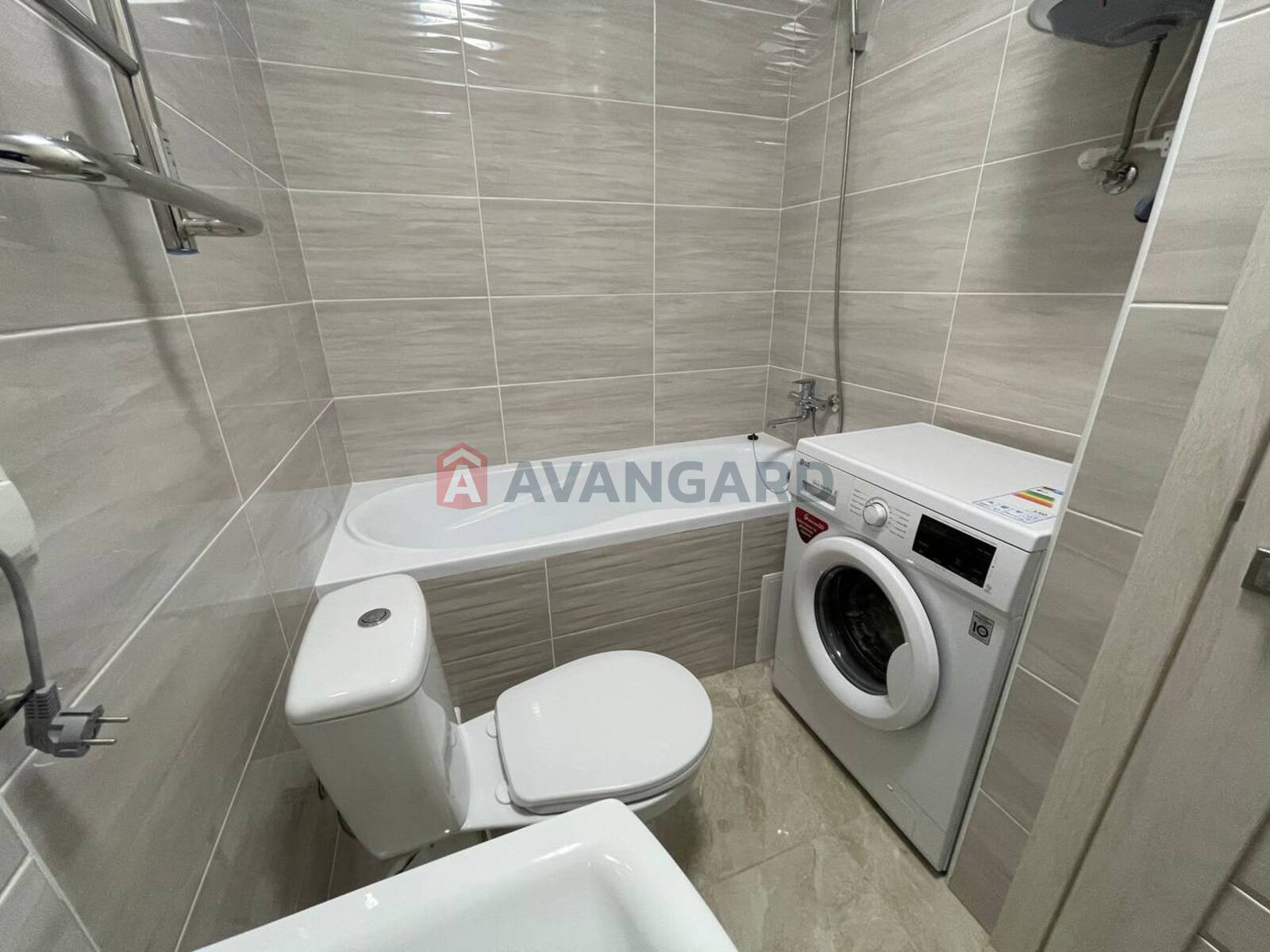 1 ����. ��������, 37/-/- ��. �., 14/16 ���� ���� 4