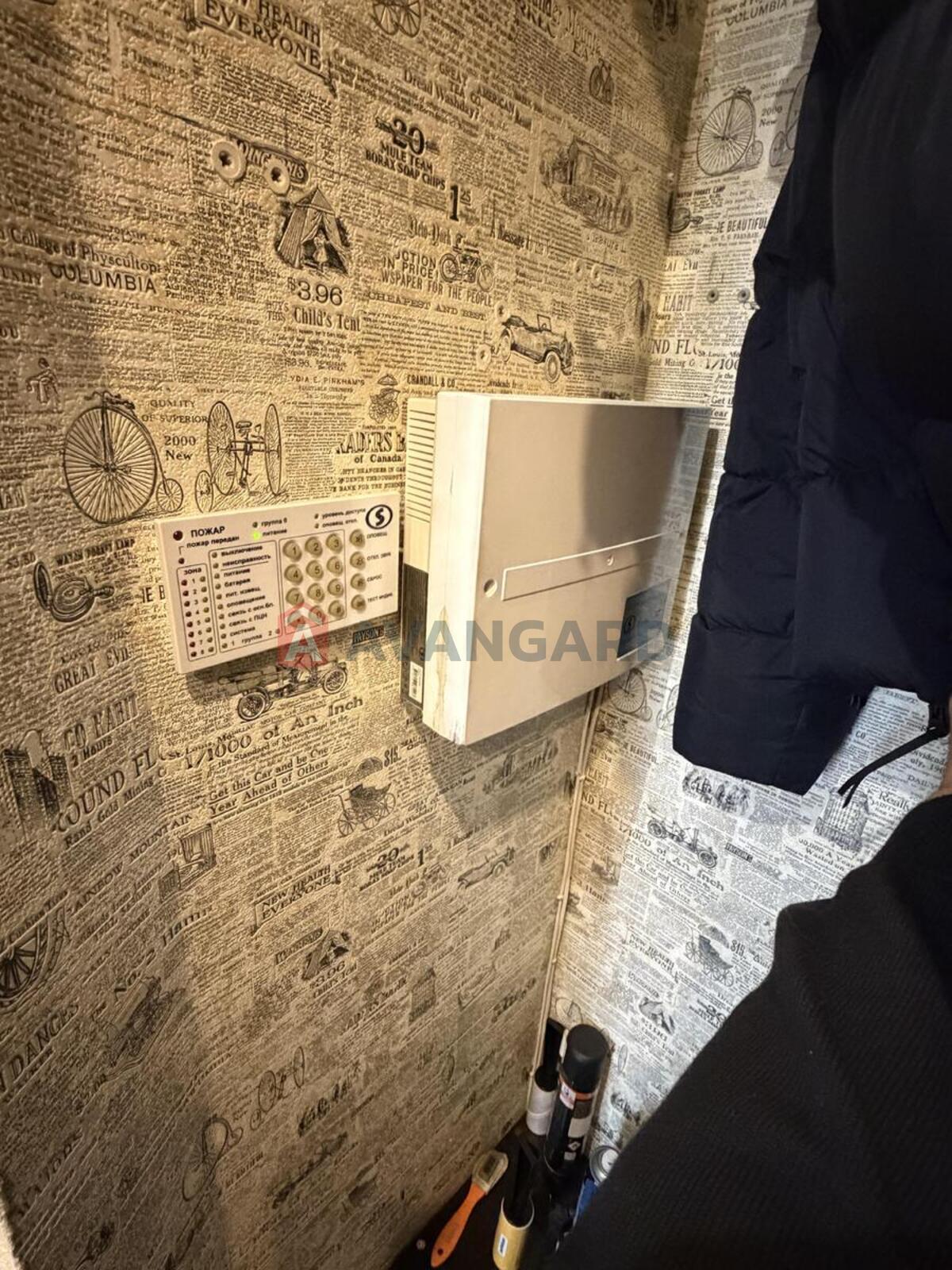 2 ��. ��������, 85/42/17 ��. �., 14/23 ������ ���� 14